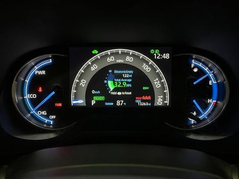 Certified 2023 Toyota RAV4 XLE Premium AWD/4WD image 17