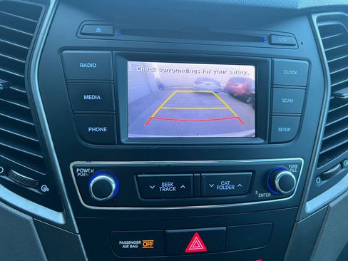 Used 2017 Hyundai Santa Fe Sport AWD/4WD image 19