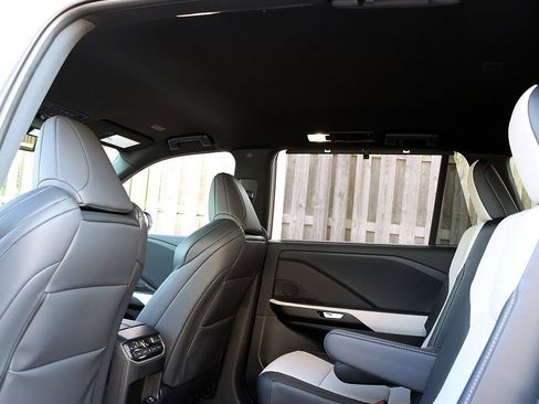 New 2026 Lexus TX 500h 500h F SPORT Performance Premi image 17