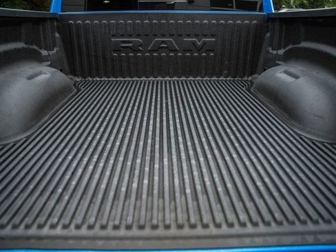 Used 2023 RAM 1500 Big Horn AWD/4WD image 11