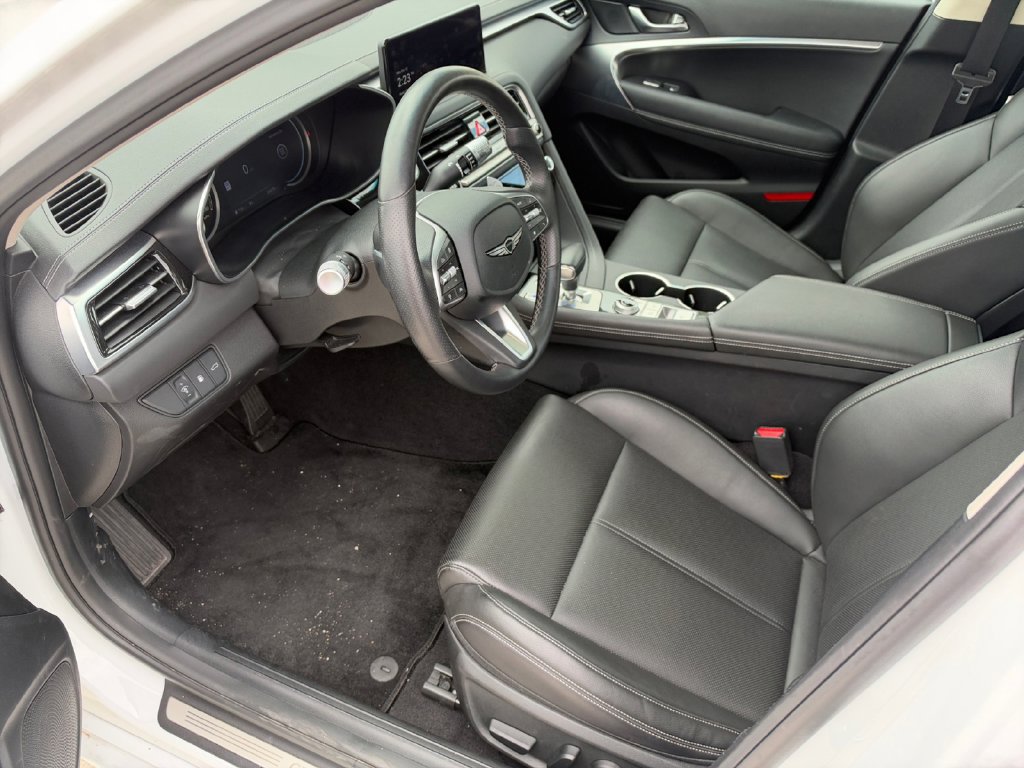 Used 2026 Genesis G70 2.5T AWD/4WD image 10