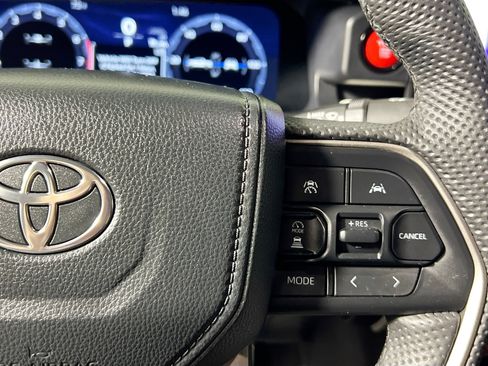 Used 2024 Toyota Tacoma TRD Sport RWD image 19