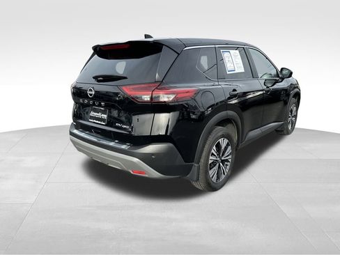 Used 2023 Nissan Rogue SV image 7