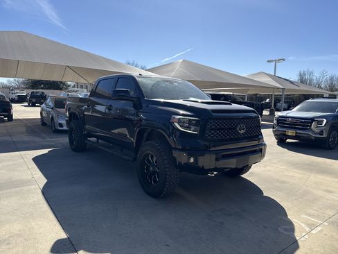 Used 2019 Toyota Tundra SR5 image 11