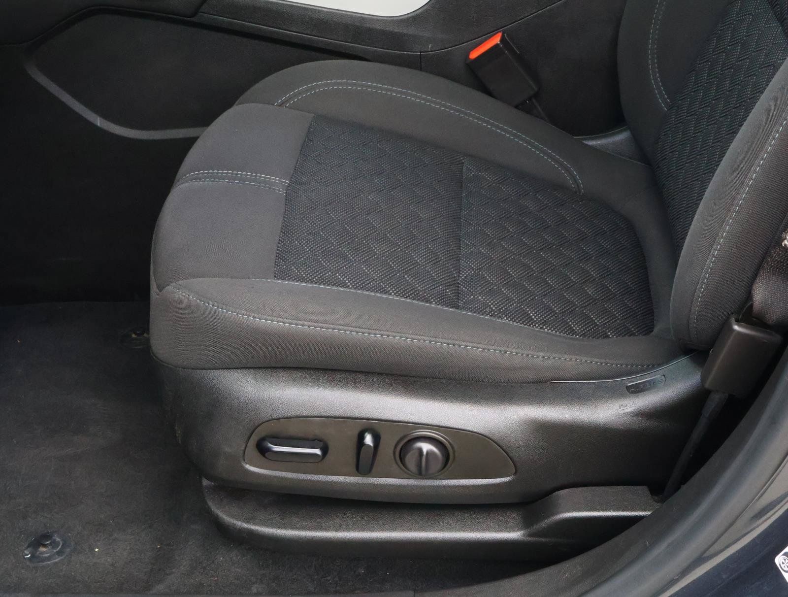 Used 2021 Chevrolet Blazer LT w/ LPO, Floor Liner Package FWD image 14