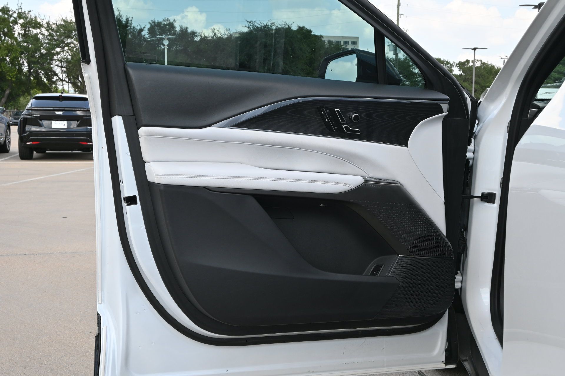 Certified 2024 Cadillac Lyriq Luxury w/ LPO, Floor Liner Package RWD image 17