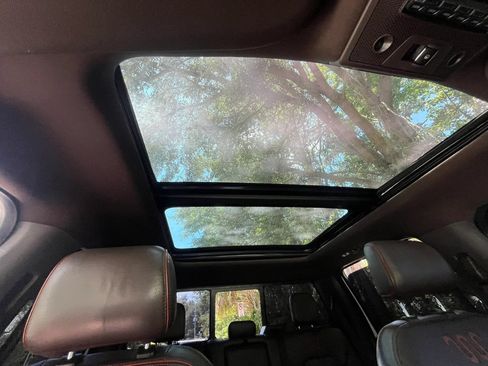 Used 2017 Ford F250 King Ranch w/ King Ranch Ultimate Package AWD/4WD image 17