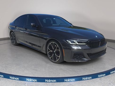 Used 2023 BMW M550i xDrive w/ Parking Assistance Package AWD/4WD image 3