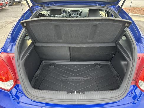 Used 2013 Hyundai Veloster Turbo image 9