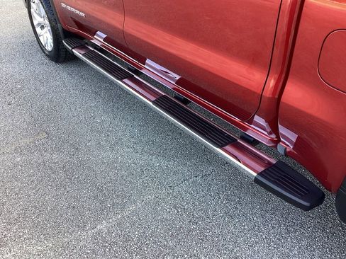Used 2019 GMC Sierra 1500 SLT AWD/4WD image 17