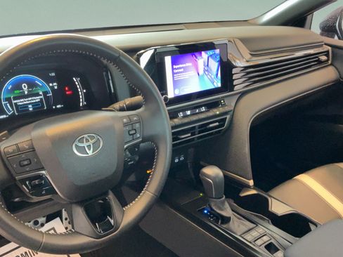Certified 2025 Toyota Camry SE w/ Convenience Package AWD/4WD image 21
