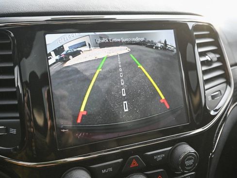 Used 2021 Jeep Grand Cherokee High Altitude image 37