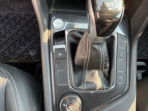 Used 2023 Volkswagen Tiguan SE R-Line AWD/4WD image 26