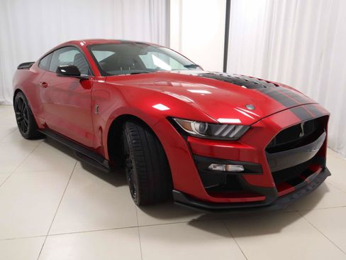 Used 2020 Ford Mustang Shelby GT500 w/ Technology Package RWD image 7