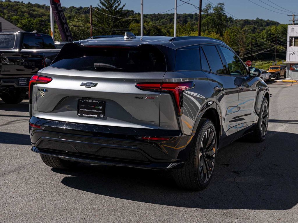 Used 2024 Chevrolet Blazer EV RS AWD/4WD image 4