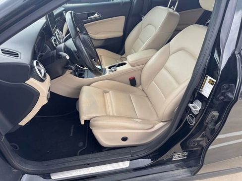 Used 2016 Mercedes-Benz GLA 250 image 8