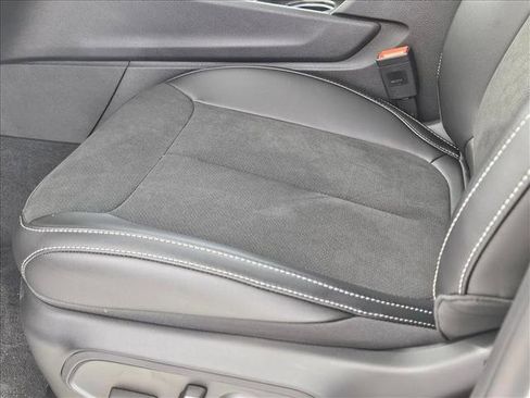 New 2025 Jeep Grand Cherokee L Altitude image 4