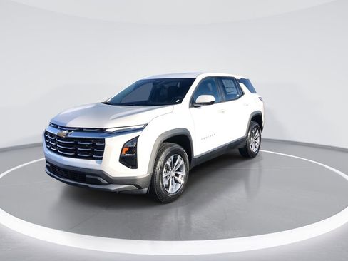 New 2026 Chevrolet Equinox LT image 4