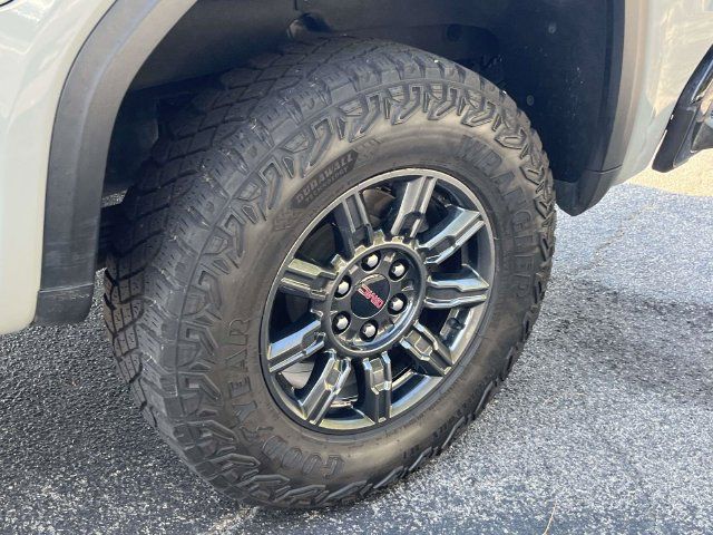 Used 2024 GMC Sierra 1500 AT4X AWD/4WD image 11