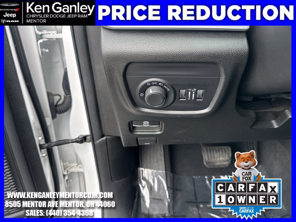 Used 2023 Jeep Grand Cherokee Altitude AWD/4WD image 14