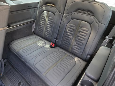 Used 2022 Rivian R1S Launch Edition AWD/4WD image 17