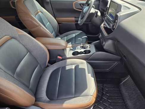 Used 2022 Ford Bronco Sport Outer Banks w/ Tech Package image 12