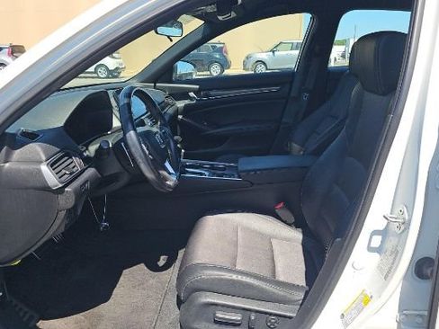 Used 2021 Honda Accord Sport image 5