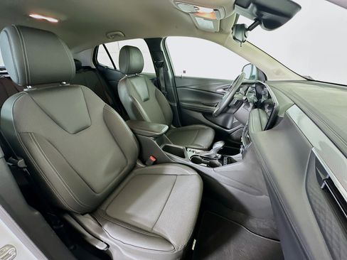 Used 2024 Buick Encore GX Preferred image 29