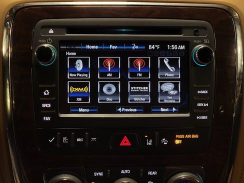 Used 2014 Buick Enclave Leather AWD/4WD image 25