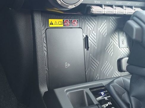 Used 2025 Toyota 4Runner Platinum image 35