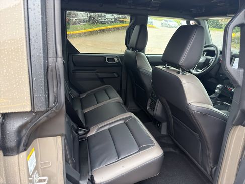 New 2026 Ford Bronco Outer Banks image 15