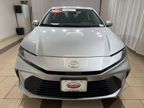 Certified 2025 Toyota Camry LE image 8