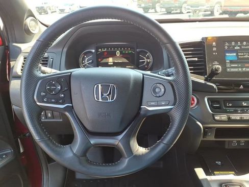 Used 2025 Honda Passport EX-L image 18