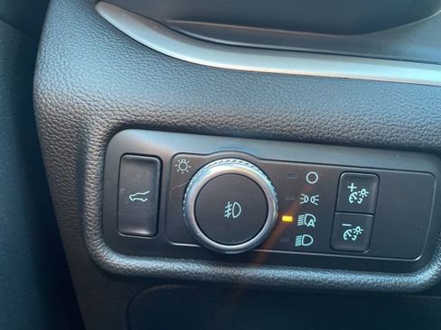 Used 2020 Ford Explorer XLT w/ Equipment Group 202A image 15