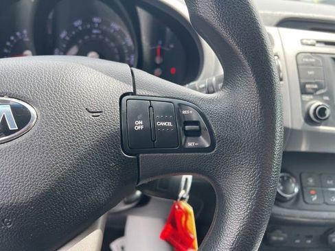 Used 2015 Kia Sportage LX FWD image 15