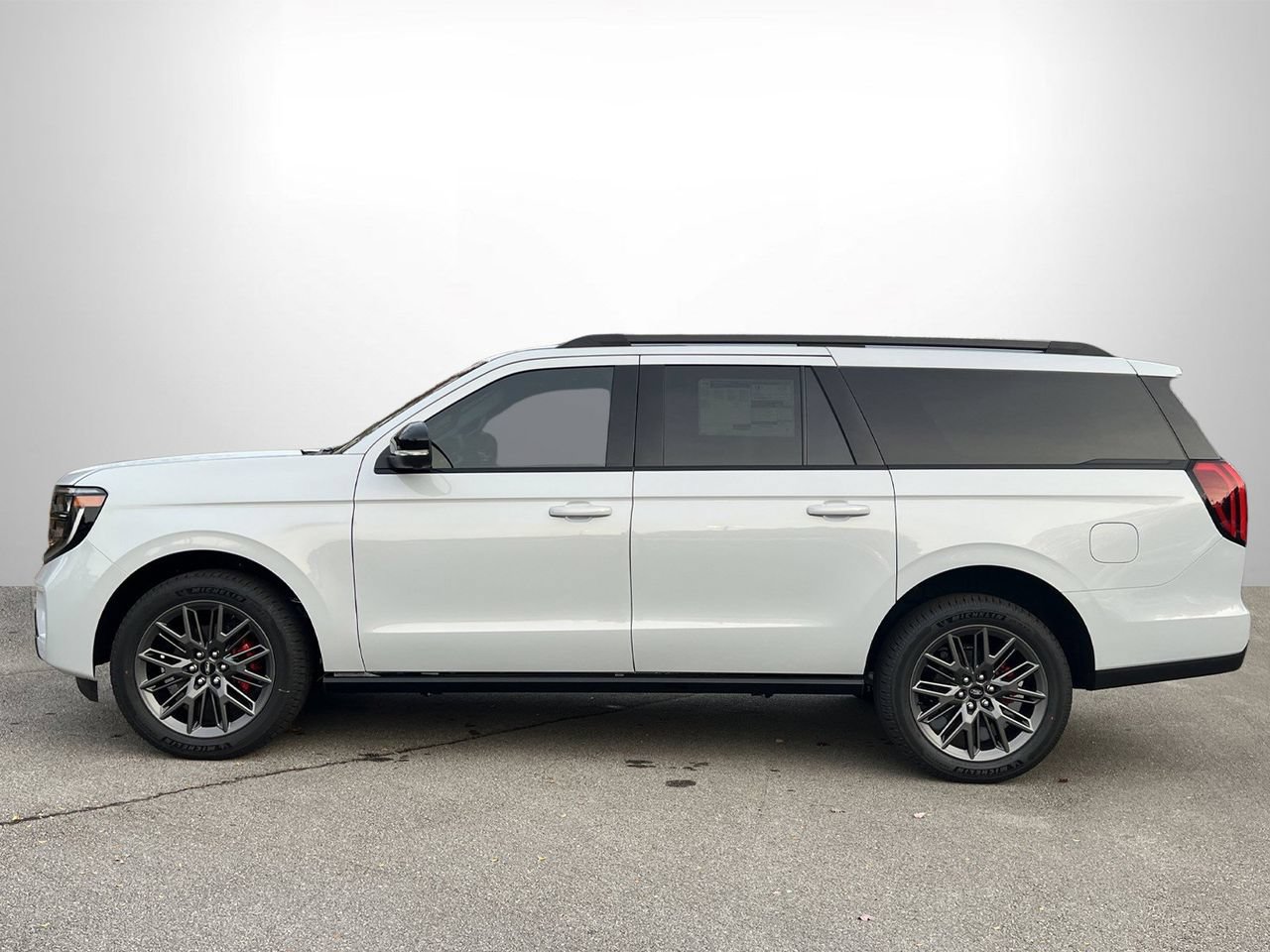 New 2025 Ford Expedition Max Platinum w/ Stealth Performance Package AWD/4WD image 25