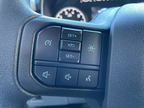 Used 2023 Ford F150 XLT w/ Trailer Tow Package image 12