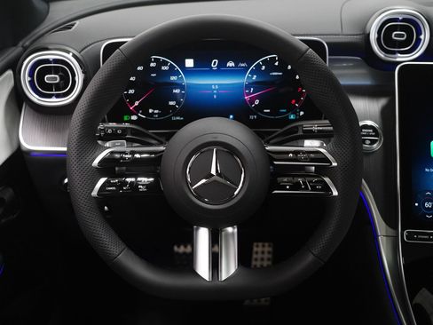 New 2026 Mercedes-Benz GLC 300 4MATIC image 19