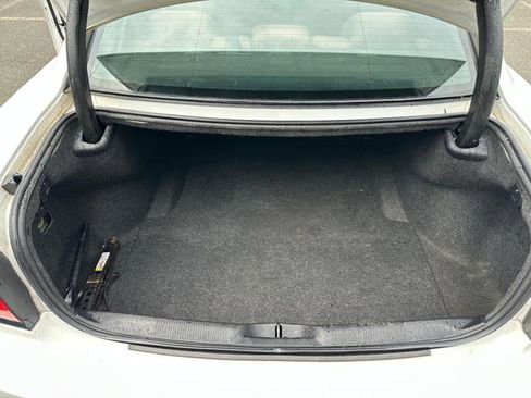 Used 2011 Dodge Charger SE w/ Connectivity Group image 17