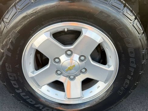 Used 2011 Chevrolet Colorado LT w/ Power Convenience Package RWD image 17