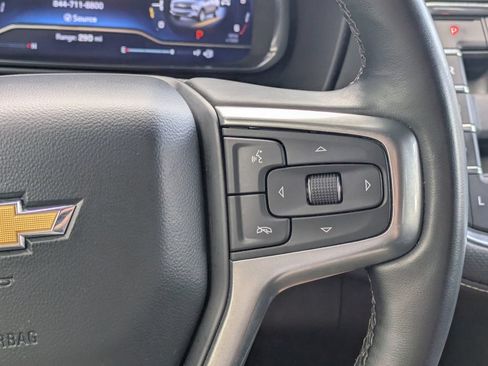 Used 2024 Chevrolet Suburban Premier AWD/4WD image 27