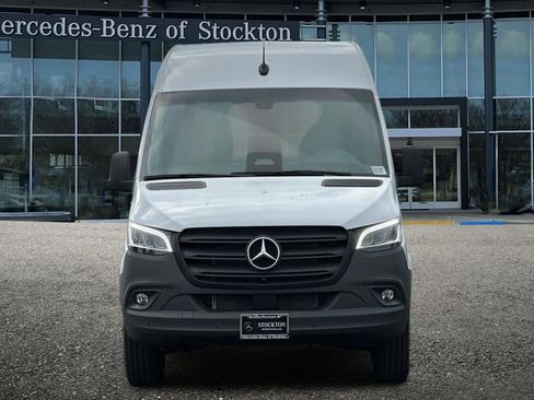 New 2026 Mercedes-Benz Sprinter 2500 image 9