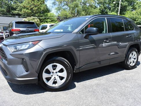 Used 2021 Toyota RAV4 LE FWD image 47