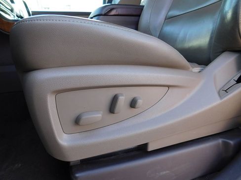 Used 2018 GMC Sierra 1500 SLT w/ SLT Premium Package image 17