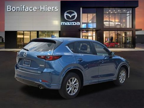 Used 2024 MAZDA CX-5 AWD 2.5 S w/ Select Package image 4