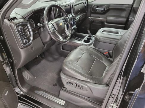 Used 2019 Chevrolet Silverado 1500 LTZ w/ LTZ Premium Package AWD/4WD image 37