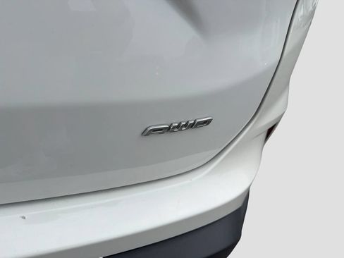 Used 2022 Ford Edge Titanium AWD/4WD image 8