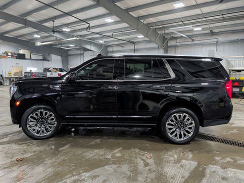 Used 2023 GMC Yukon Denali Ultimate image 5