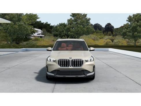 New 2026 BMW X1 xDrive28i image 3