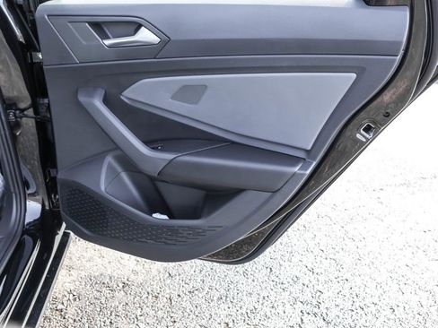New 2026 Volkswagen Jetta SE FWD image 39